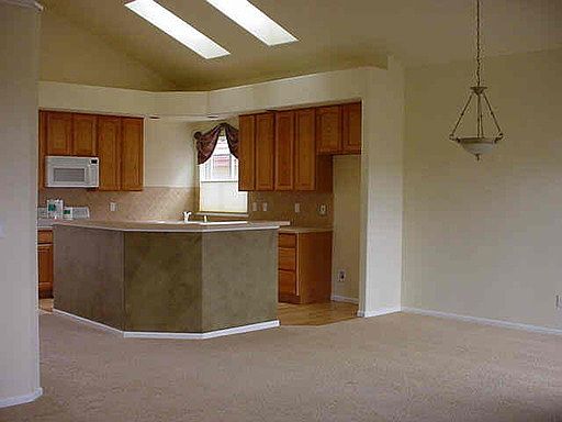 3rd image of 4683 Foothills Dr