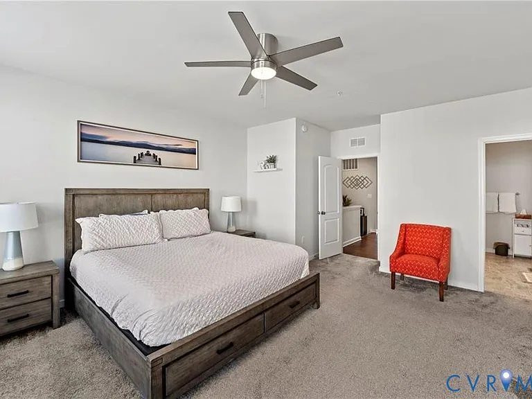 5922 Laurel Bed Ln — Photo 14