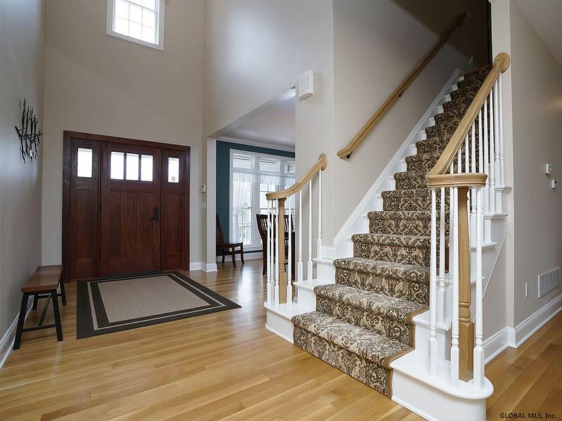 3rd image of 425 WILTON GREENFIELD Road