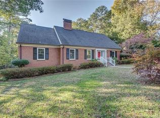 1225 Westbrook Cir, Gastonia, NC 28052