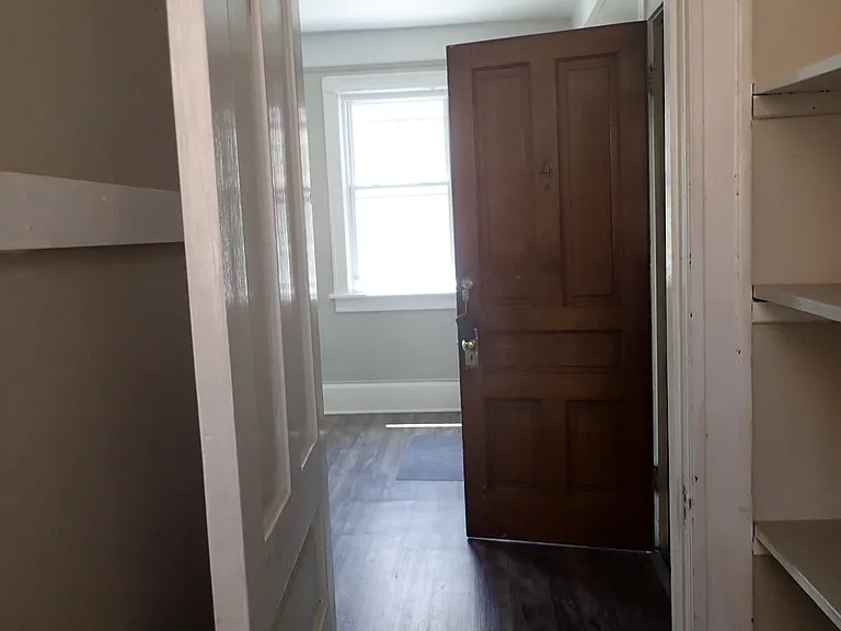 2816 N Fratney St #4 — Photo 20