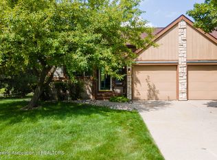 1324 Brookside Dr, Lansing, MI