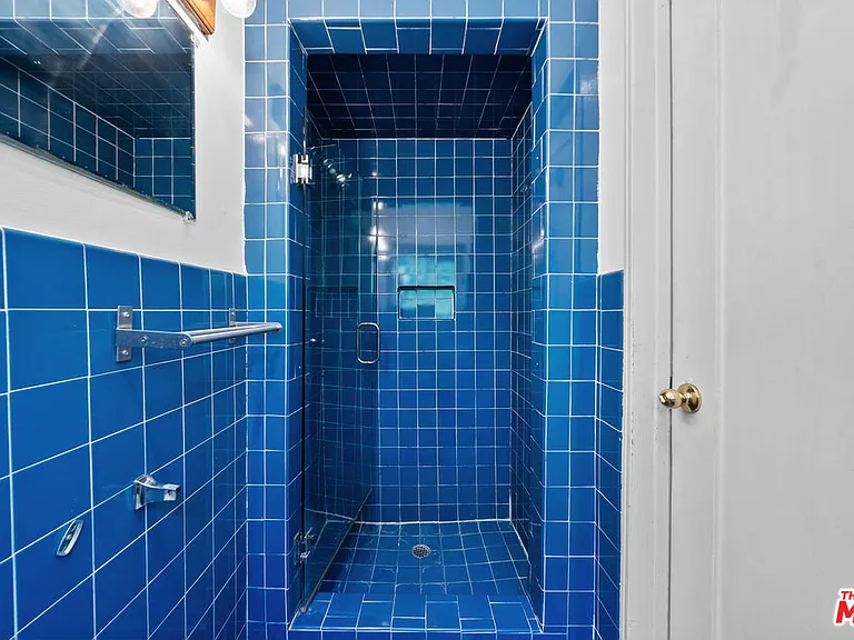 2569 Patricia Ave — Photo 32