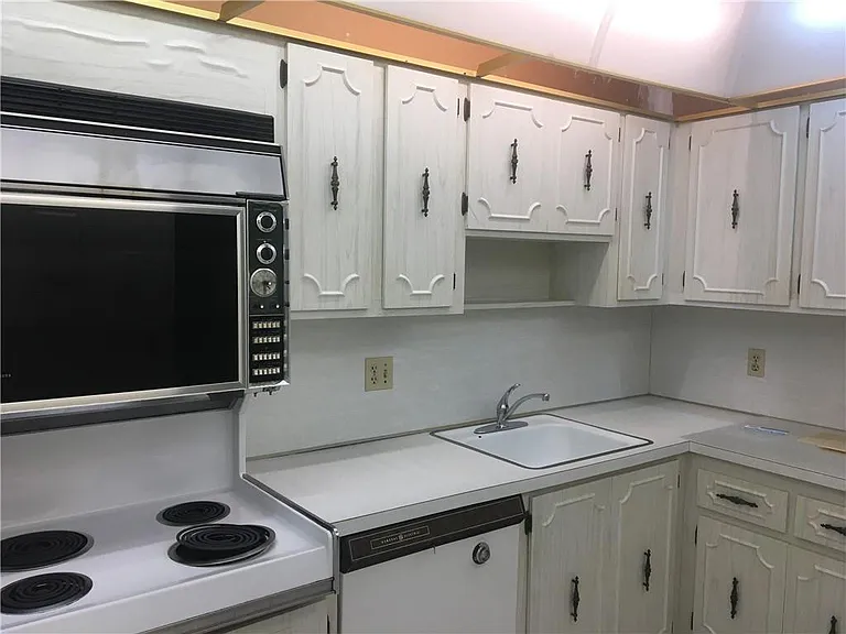 2851 S Palm Aire Dr #309 — Photo 3