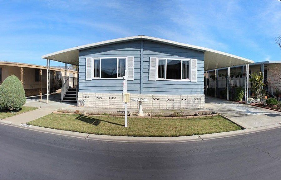 1st image of 2868 Moss Hollow Dr
