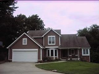 5th image of 3201 N Walnut Ln