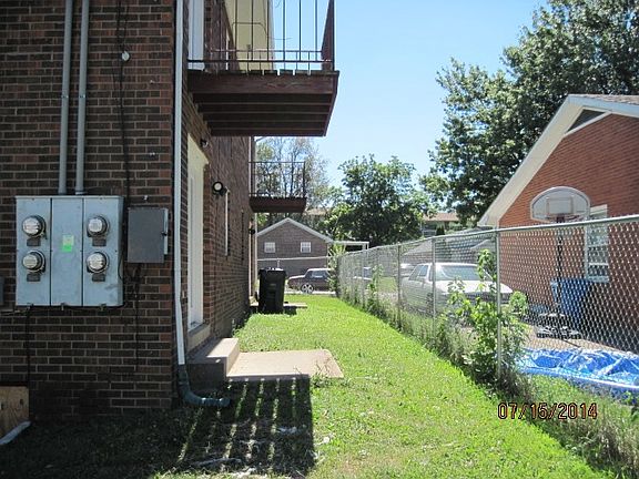 2nd image of 1101 Winburn Dr APT 4