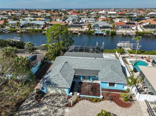 909 Birdie Way, Apollo Beach, FL 33572