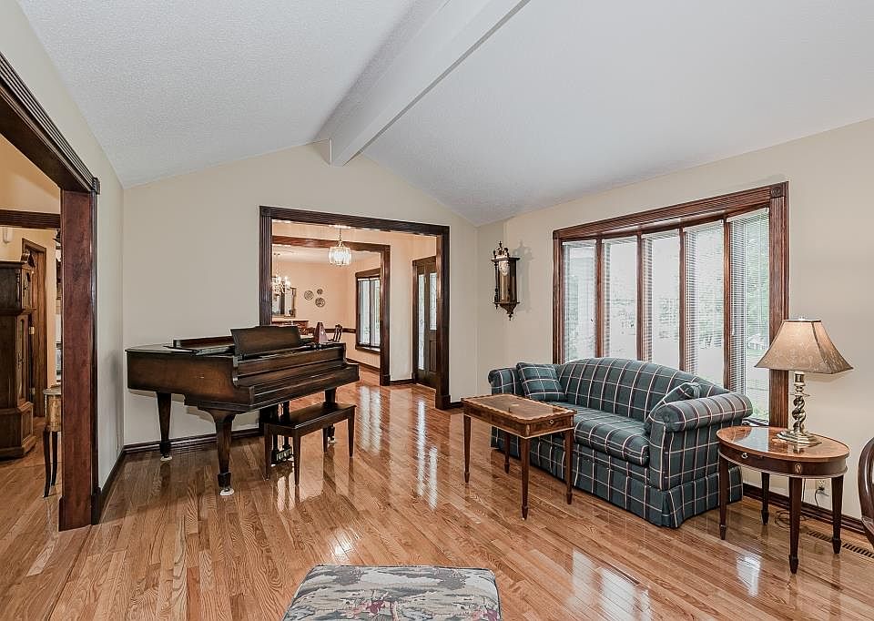 1st image of 1705 Claymont Estates Ct