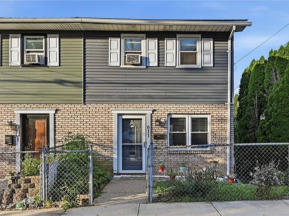 2nd image of 611 William St