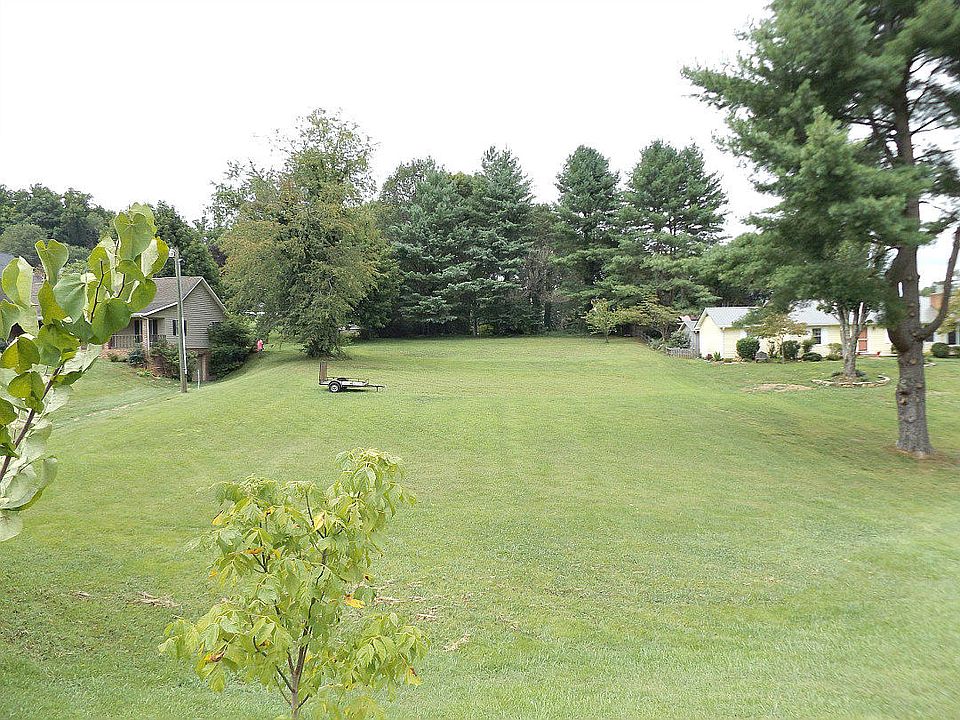 2nd image of Max Jett Rd