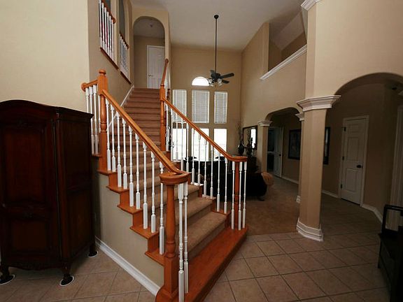 3rd image of 7618 Outreau Dr