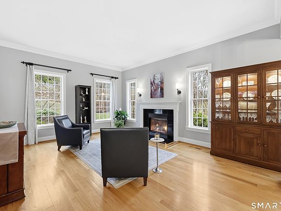 4th image of 589 Huckleberry Hill Road