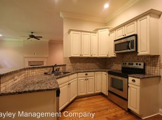 1910 Southlake Dr, Opelika, AL 36804