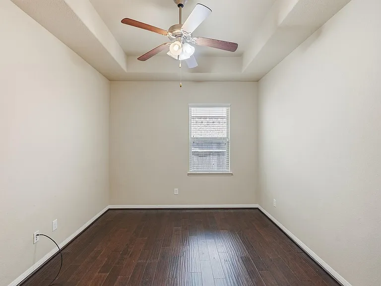 5815 Creek Crossing Ct — Photo 28
