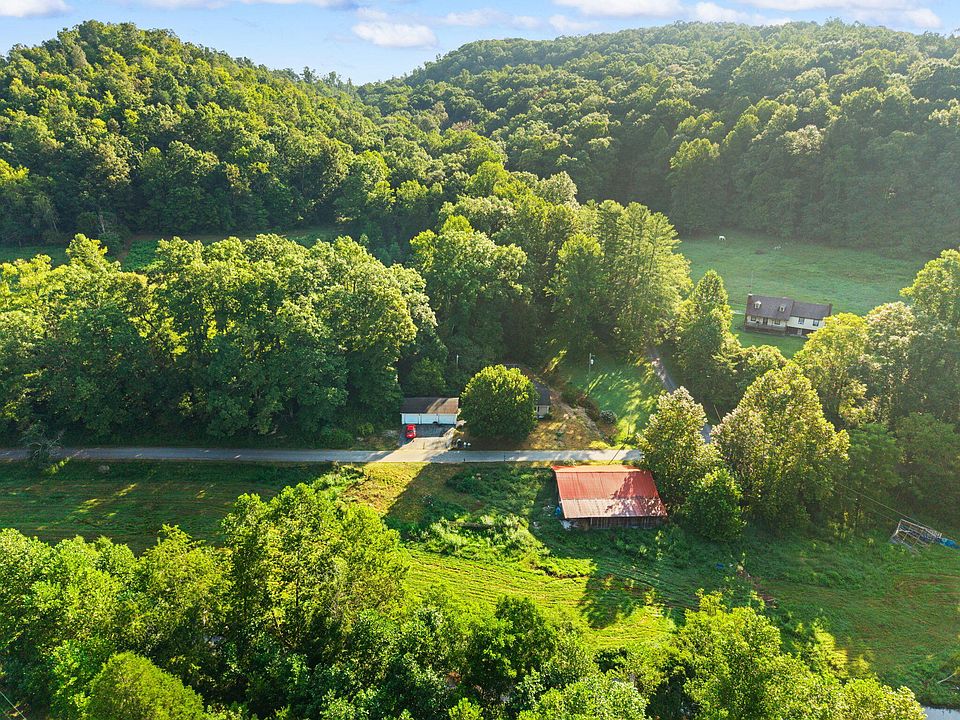 28th image of 1435 Clover Bottom Creek Rd
