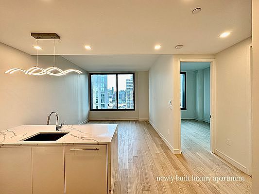 1st image of 45-30 Pearson St #6