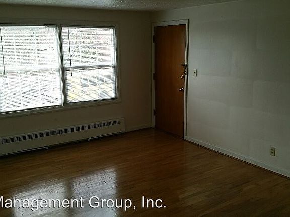 3rd image of 1907 Daniels St APT 24