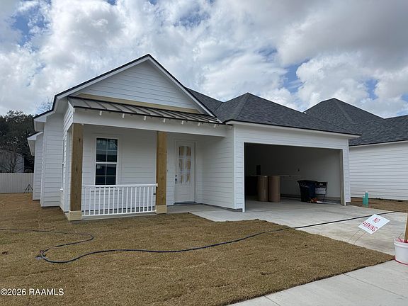 2nd image of 115 Greenhouse Rd