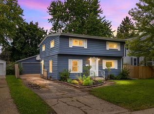 1937 Simpson St, Oshkosh, WI 54902