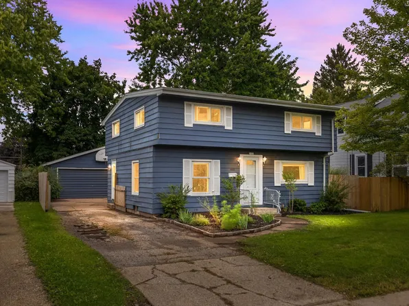 1937 Simpson St, Oshkosh, WI 54902