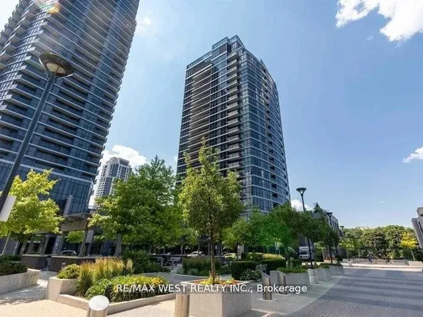 1 Valhalla Inn Rd, Toronto, ON