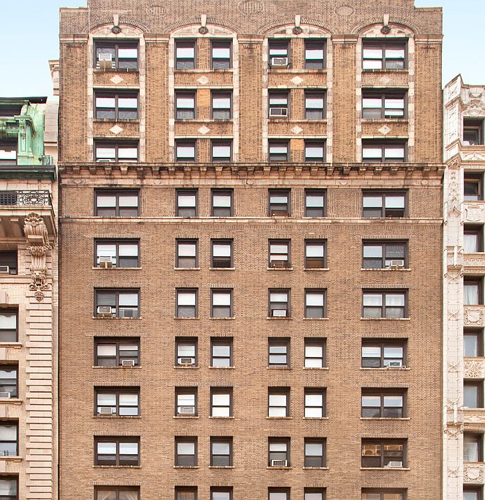 1st image of 116 W 72nd St APT 16C
