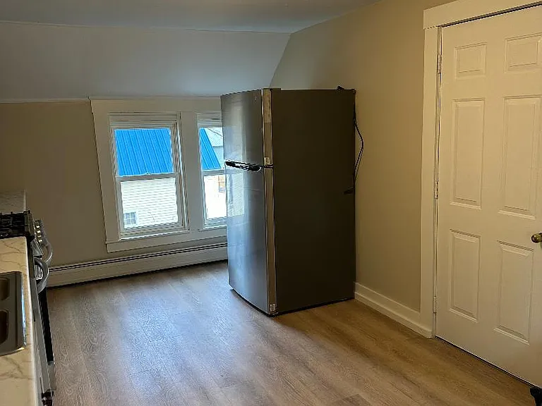 541 Main St #2 — Photo 5