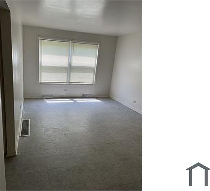 1st image of 154 N Pine Ave APT 1C