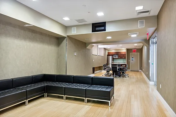 Rented by Corcoran | media 24