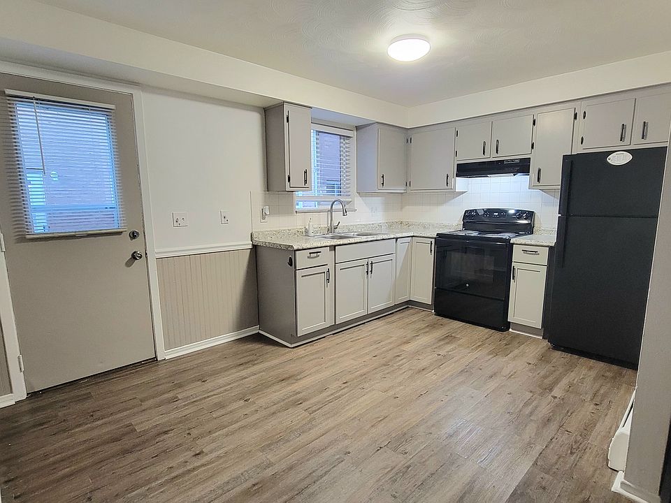 1st image of 5848 Gargasz Dr #E2