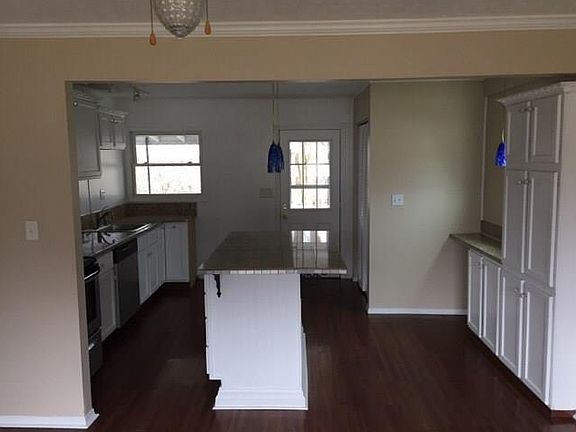 5th image of 882 Foley Dr