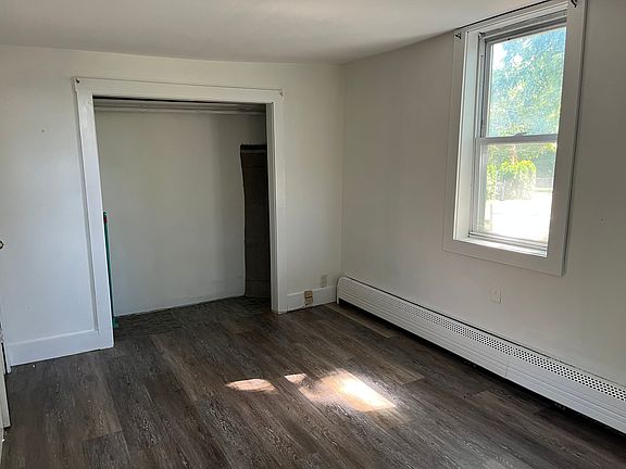 5th image of 13 Albro Ave