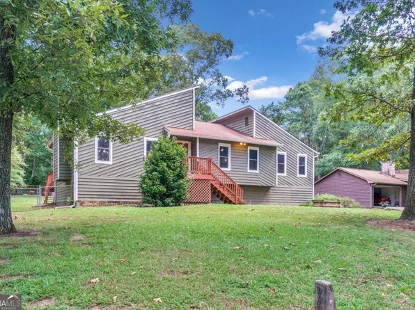 1797 Kelvin Dr, Lawrenceville, GA 30043