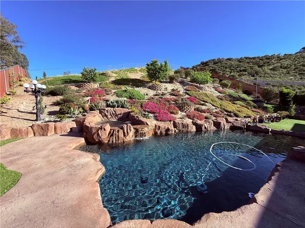 33260 Sheila Ln, Wildomar, CA 92595