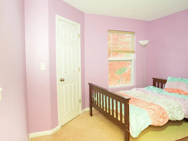 506 Grosvenor Ln — Photo 21