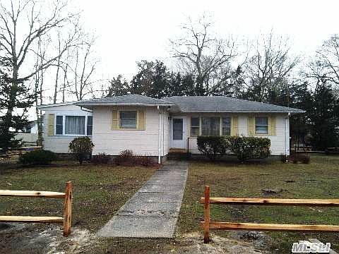 1st image of 47 Oaks Ave
