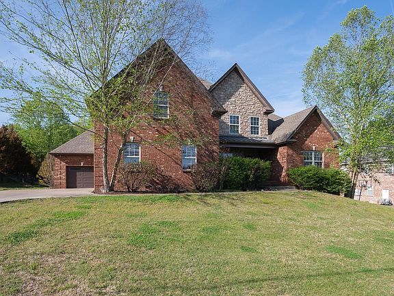 2nd image of 5602 Stonewood Dr