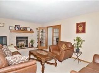 26 Scranton Ct, Madison, WI 53719