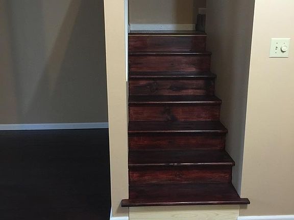 4th image of 617 Idlewood Ln