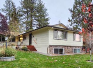 542 SE 4th St #BASEMENT, Bend, OR 97702