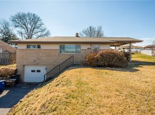 5222 Meadowcrest Rd, Pittsburgh, PA 15236