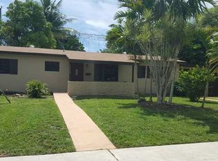 9990 Haitian Dr, Cutler Bay, FL 33189