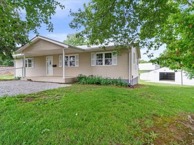 1271 S 950 E, Oakland City, IN, 47660