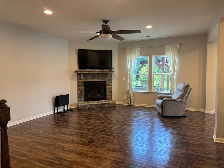6380 Durango Way — Photo 8