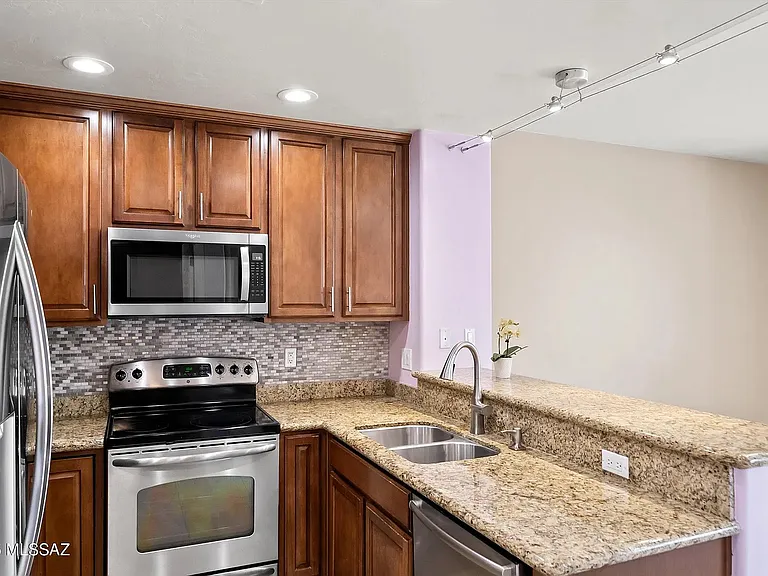 6391 N Gadd Ct — Photo 6