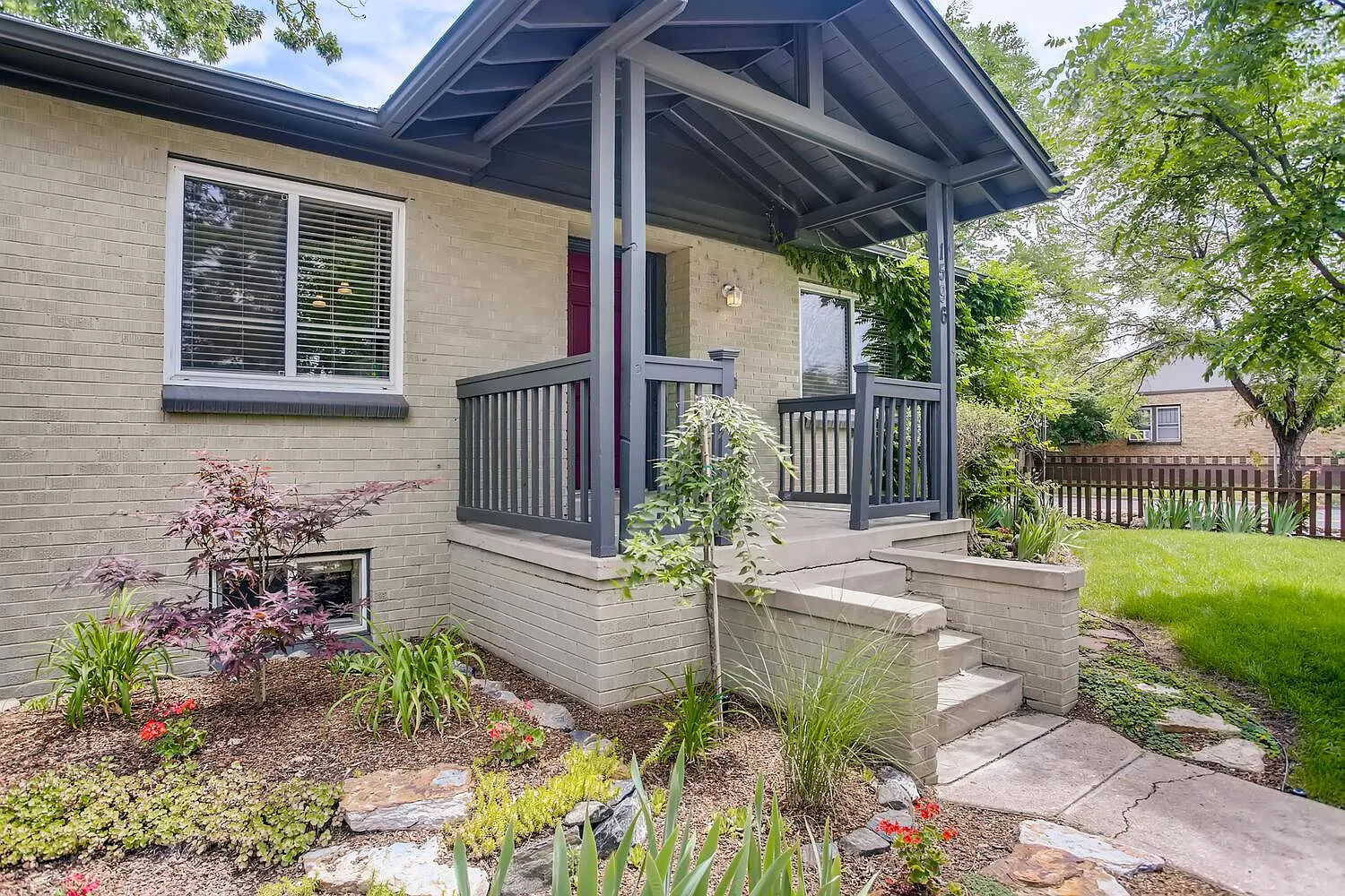 3 bed, 2050 sqft, $3,100 — Photo 3