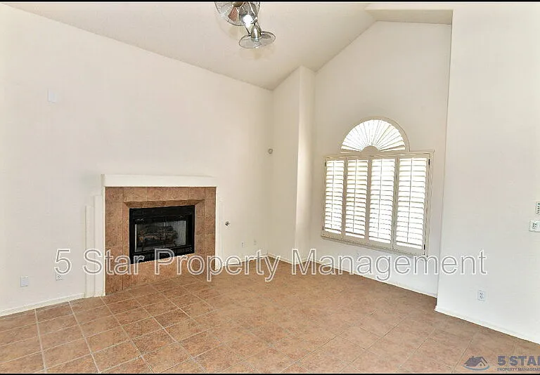 6372 Franklin Ridge Dr — Photo 8