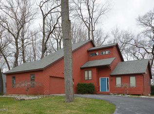 2446 Deep Forest Ct, Portage, MI 49024
