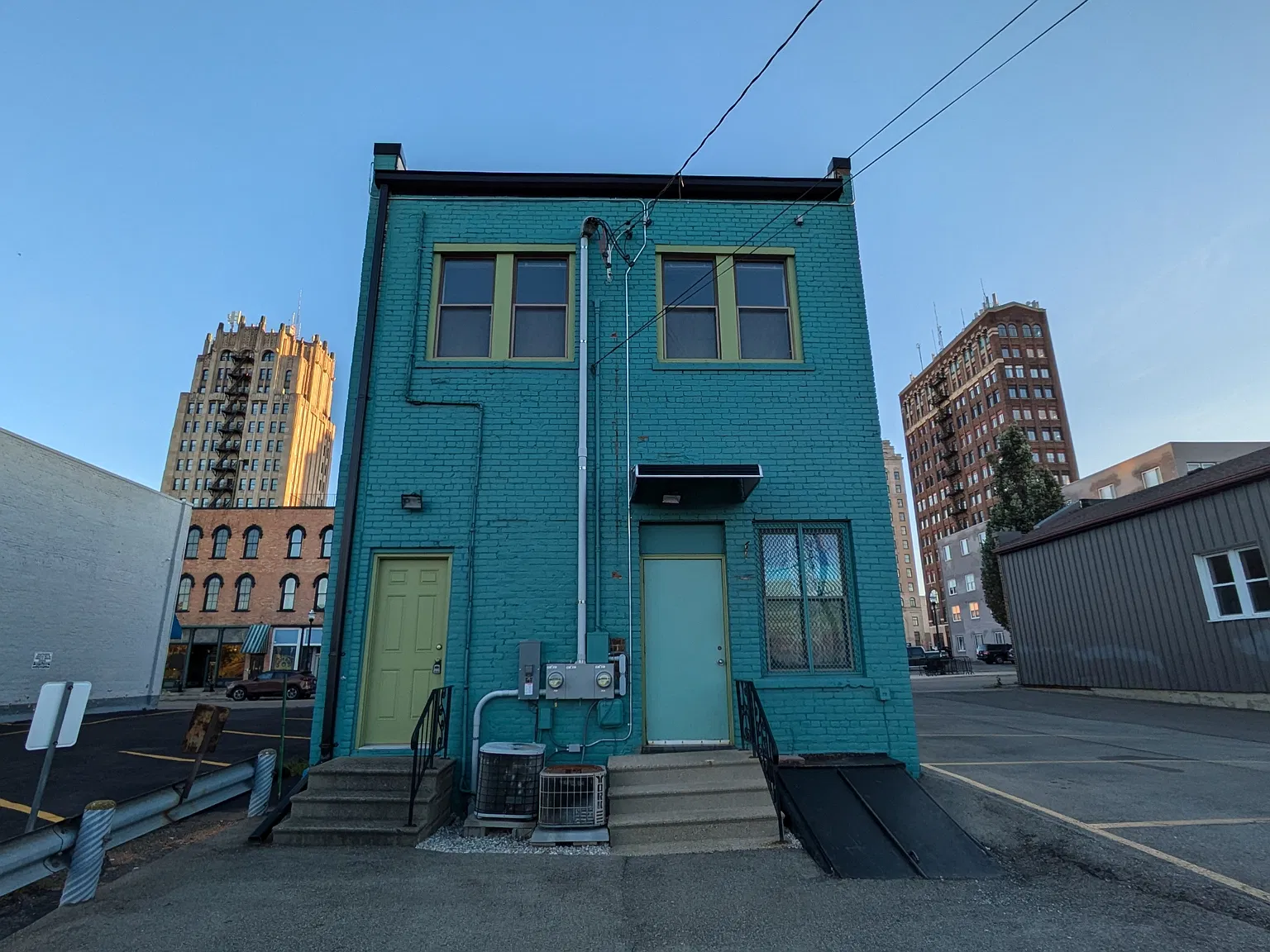 142 W Pearl St, Apt - 1 — Photo 2